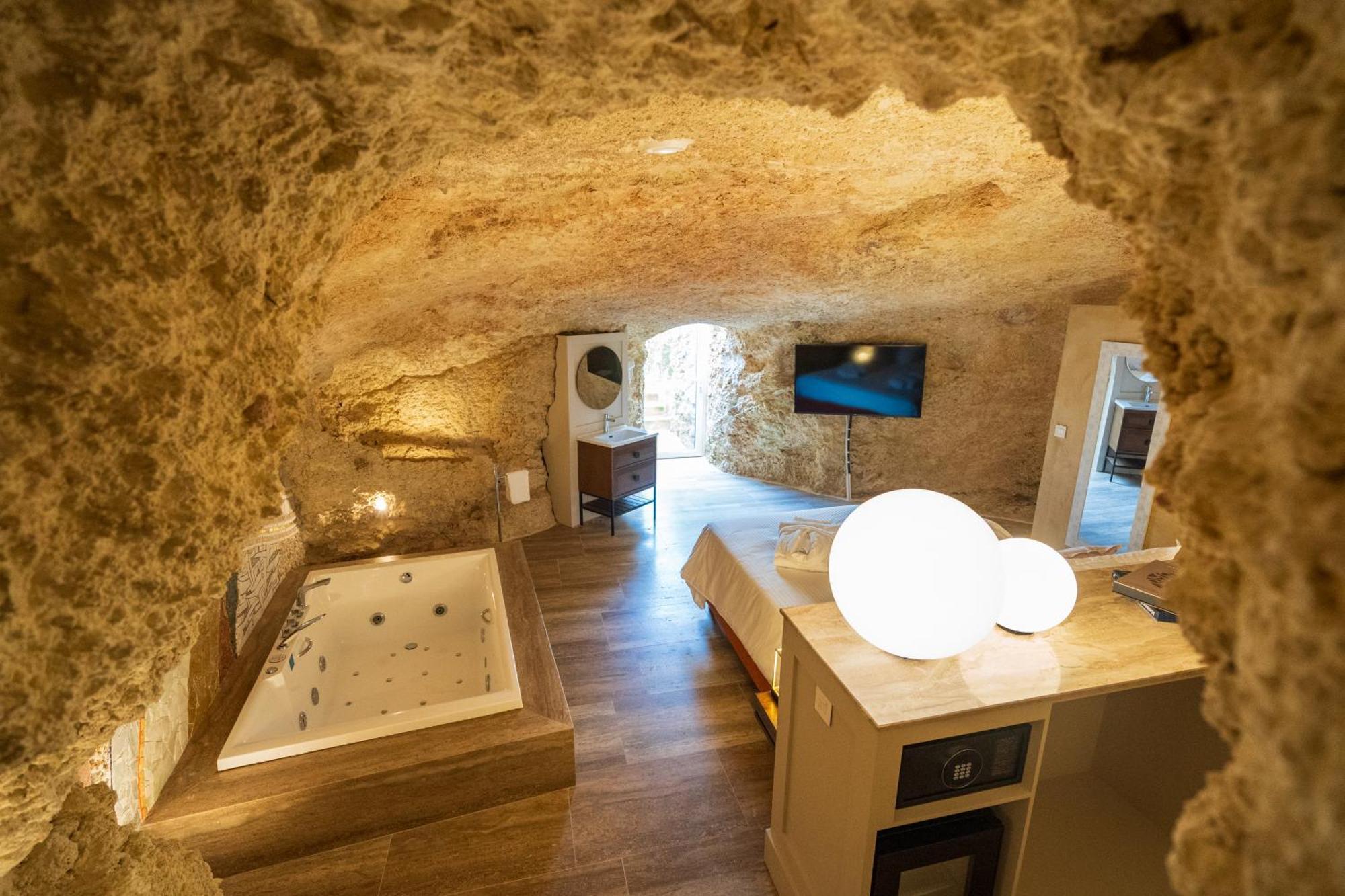 L-Eremita Boutique Hotel Qala Dış mekan fotoğraf