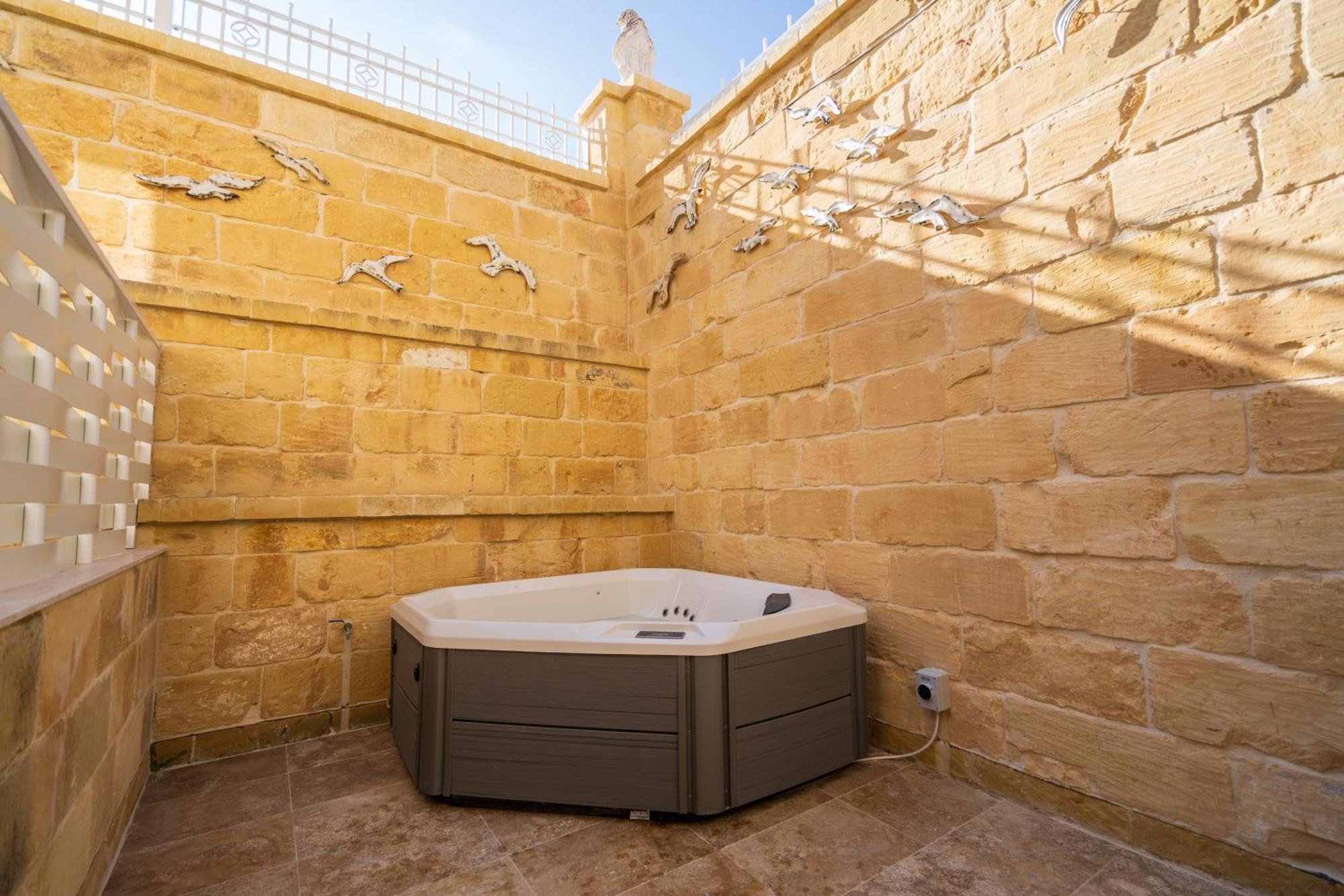 L-Eremita Boutique Hotel Qala Dış mekan fotoğraf
