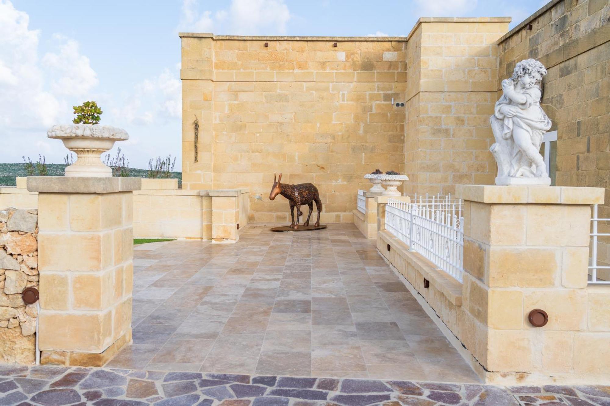 L-Eremita Boutique Hotel Qala Dış mekan fotoğraf
